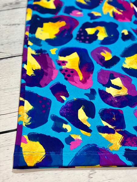 Size Medium Ladies Pants Blue Leopard Print