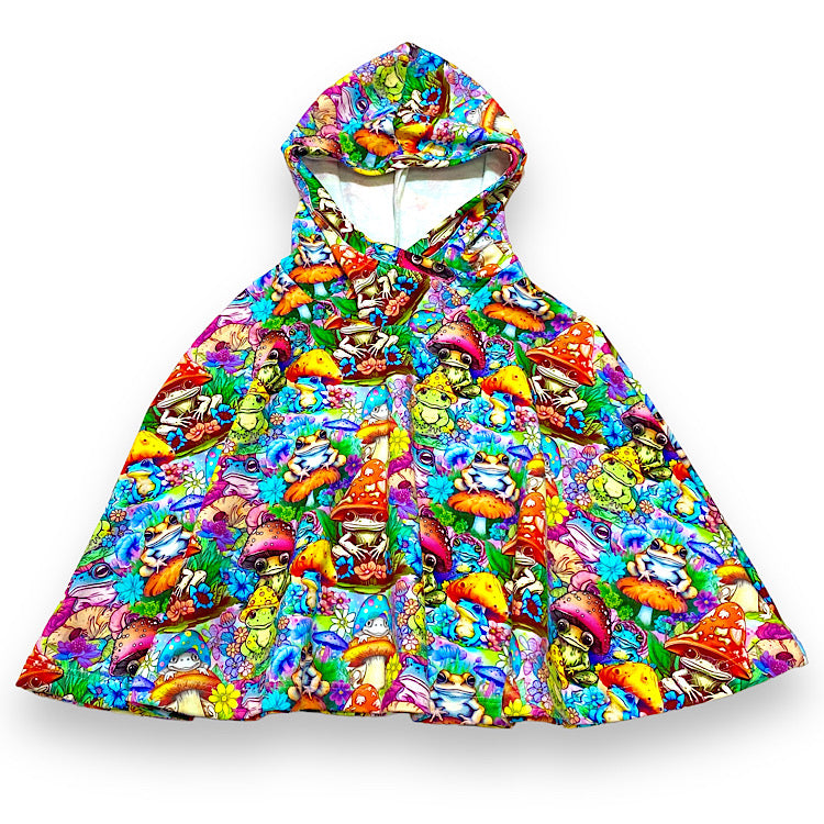 Size Med (3-6y) Winter Poncho - Mushroom Frogs