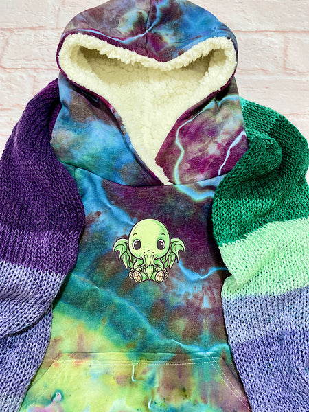 Size Large (6-9y) GWM Cthulhu Winter Set
