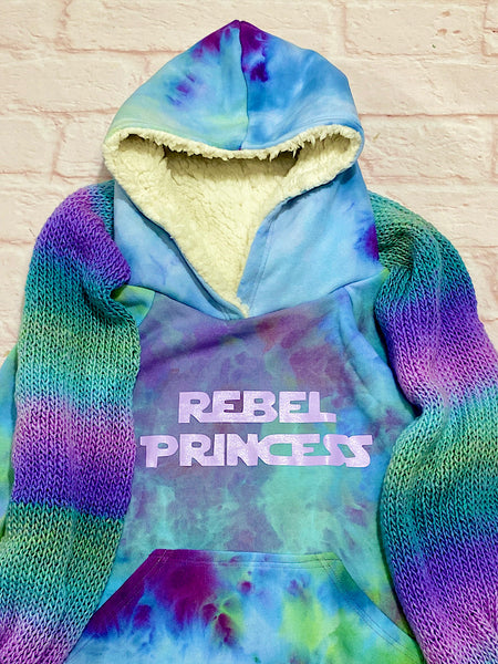 Size Large (6-9y) GWM Rebel Princess Winter Set