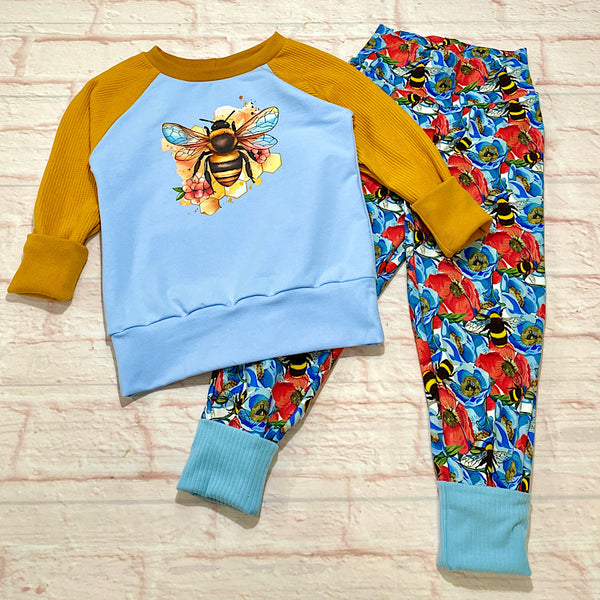 Size Med (3-6y) Winter Jumper - Bee Beauty