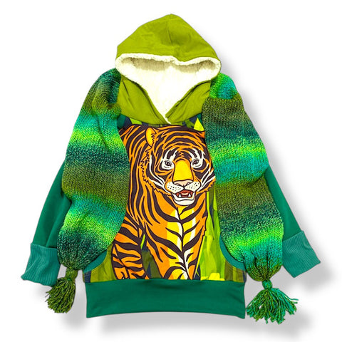 Size Large (6-9y) GWM Jungle Tiger Winter Set