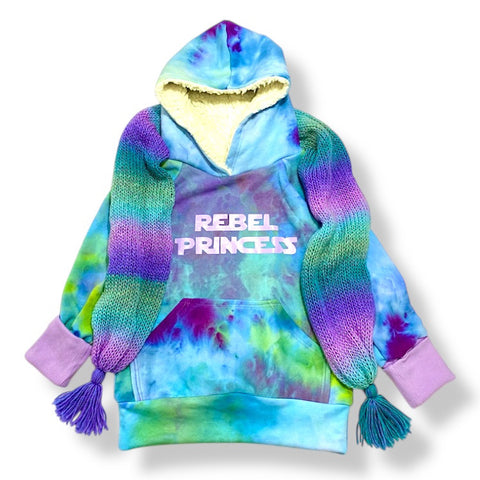 Size Large (6-9y) GWM Rebel Princess Winter Set