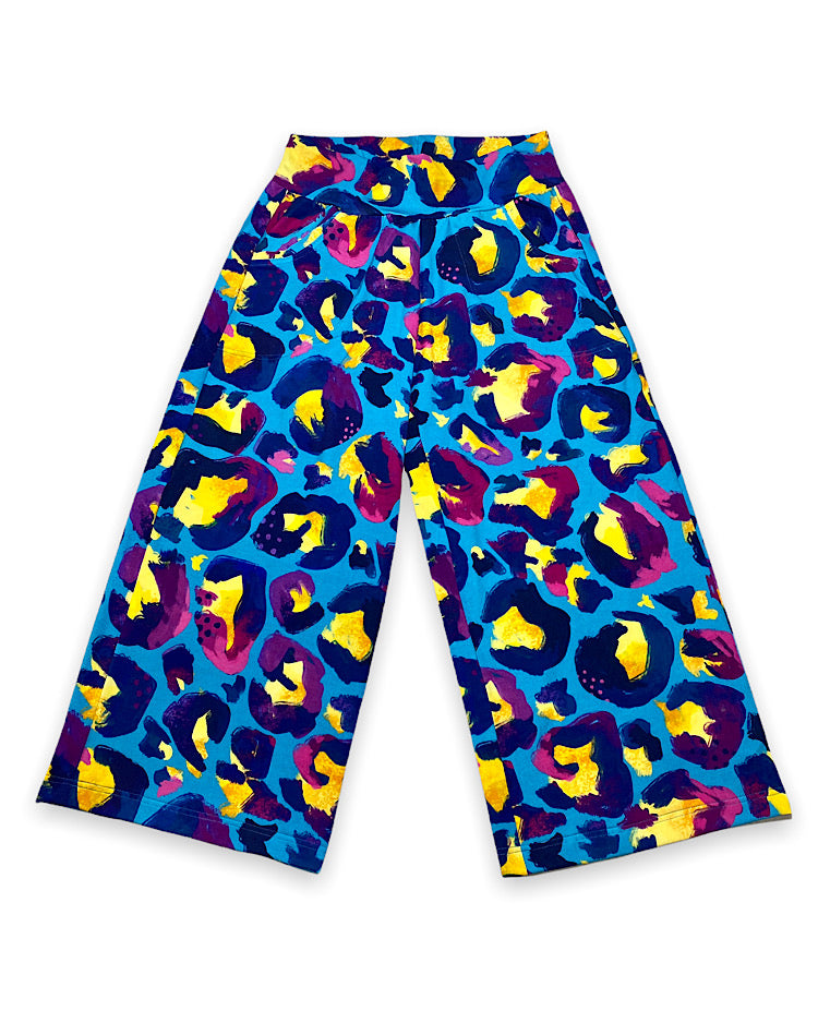 Size Medium Ladies Pants Blue Leopard Print